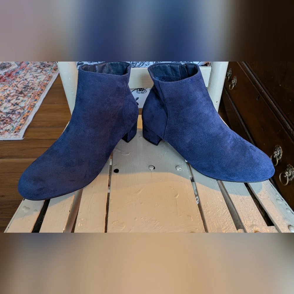 Camssoo Booties - Picture 15 of 16